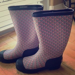 Brand New vineyard vine rain boots.